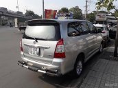 Bán Toyota Innova sản xuất 2014, màu bạc số sàn