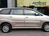 Bán Toyota Innova E năm sản xuất 2013, màu vàng số sàn, giá 535tr