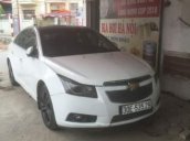 Cần bán lại xe Chevrolet Cruze sản xuất năm 2014, màu trắng, giá tốt