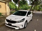 Cần bán Kia Cerato đời 2016, màu trắng số sàn 