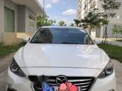 Cần bán gấp Mazda 3 sản xuất 2016, màu trắng, 618 triệu