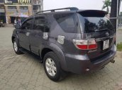 Bán xe Toyota Fortuner 2010, màu xám, giá tốt 