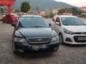 Cần bán Ford Mondeo đời 2004, màu đen, giá chỉ 190 triệu