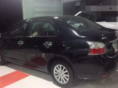 Bán gấp Toyota Vios sản xuất 2012, màu đen, xe gia đình