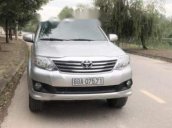 Cần bán xe Toyota Fortuner năm 2015, màu bạc, 750 triệu