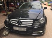 Cần bán Mercedes C200 sản xuất 2013, màu đen