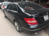 Cần bán Mercedes C200 sản xuất 2013, màu đen