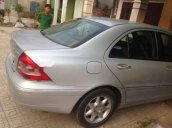 Cần bán lại xe Mercedes C200 2.0MT đời 2003, màu bạc