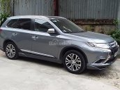 Bán xe Mitsubishi Outlander 2.4 năm 2016, màu xám, nhập khẩu, chính chủ 