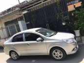 Bán Chevrolet Aveo 2017 số sàn, màu bạc, xe gia đình ít đi