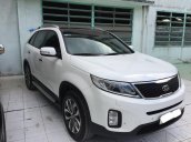 Bán xe Kia Sorento sản xuất 2016, màu trắng máy dầu số tự động