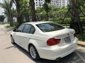 Bán BMW 3 Series sản xuất năm 2010, màu trắng, nhập khẩu nguyên chiếc, giá tốt