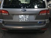 Cần bán Ford Escape sản xuất năm 2010, màu xám chính chủ