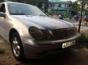 Cần bán lại xe Mercedes C200 2.0MT đời 2003, màu bạc