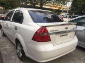 Cần bán Chevrolet Aveo 2015, màu trắng số tự động