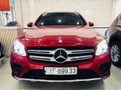 Bán xe Mercedes GLC300 sản xuất năm 2016, màu đỏ