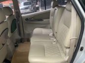 Bán Toyota Innova đời 2014, màu bạc, 555tr