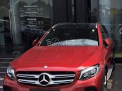 Bán Mercedes GLC300 đời 2018 mới, màu đỏ, giao xe toàn quốc