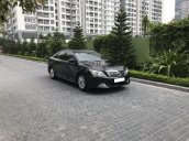 Cần bán xe Toyota Camry 2.0E đời 2015, màu đen