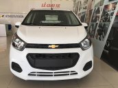 Bán ô tô Chevrolet Spark Duo Van 1.2 MT năm 2018, màu trắng giá tốt