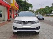 Bán Toyota Fortuner Sportivo 4x4AT năm 2014, màu trắng giá tốt