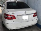 Cần bán gấp Mercedes 2012, màu trắng, giá tốt 