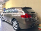 Gia đình bán Toyota Venza SX 2009, màu nâu, nhập khẩu