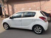 Bán Hyundai i20 năm 2011, màu trắng, nhập khẩu số tự động