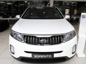 Cần bán Kia Sorento sản xuất 2017, màu trắng, 913tr