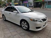 Cần bán xe Toyota Camry SE 2.5 sản xuất năm 2009, màu trắng, nhập khẩu