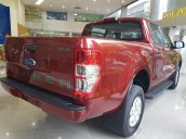 Bán xe Ford Ranger XLS AT đời 2018, màu đỏ, nhập khẩu nguyên chiếc Thái Lan, trả góp 90% xe giao ngay - 084.627.9999