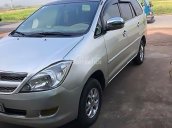 Cần bán Toyota Innova J sản xuất 2007, màu bạc giá cạnh tranh