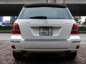 Cần bán xe Mercedes GLK300 sản xuất 2010, đăng ký 4/2011