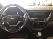 Bán xe Hyundai Accent 1.4 AT đặc biệt đời 2018, màu trắng