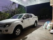 Cần bán gấp Ford Ranger năm 2014, màu trắng, xe nhập còn mới