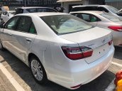 Bán Toyota Camry 2.0E sản xuất năm 2018, màu trắng