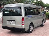 Cần bán gấp Toyota Hiace đời 2010