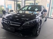 Bán xe Mercedes C200 sản xuất năm 2018, màu đen