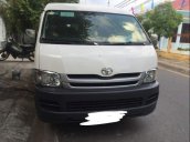 Bán xe Toyota Hiace sản xuất năm 2010, màu trắng, nhập khẩu