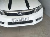 Cần bán xe Honda Civic năm 2014, màu trắng