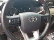 Cần bán xe Toyota Fortuner đời 2016, màu bạc, xe nhập