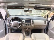 Cần bán Toyota Innova E 2014, số sàn, màu bạc, nhà dùng kỹ đời 2014, 537 triệu