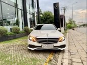 Bán Mercedes E200 sản xuất năm 2016, màu trắng chính chủ