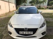 Cần bán gấp Mazda 3 2016, màu trắng