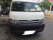 Cần bán lại xe Toyota Hiace đời 2010, màu trắng chính chủ