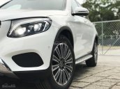 Mercedes GLC 250 New 100%, mua xe đi trước Tết