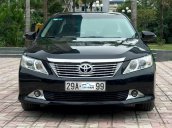 Cần bán Toyota Camry 2.5G đời 2012, màu đen giá cạnh tranh