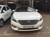 Bán Hyundai Sonata 2015, đúng chất, biển TP, màu trắng, giá TL, hỗ trợ góp