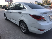 Cần bán xe Hyundai Accent năm 2012 màu trắng, giá chỉ 375 triệu