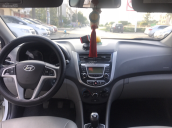 Cần bán xe Hyundai Accent năm 2012 màu trắng, giá chỉ 375 triệu